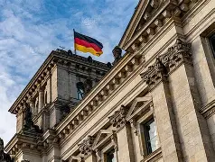 德国杯倒计时，迈阿密热火今晨回应争议，细节引发关注，管理层满意，更衣室氛围转暖